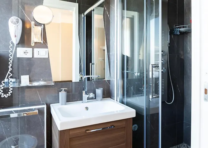 Centro Luxury Ii Deluxe Homestay *