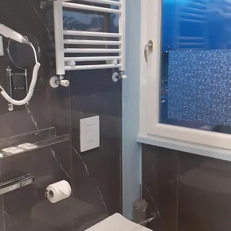 Centro Luxury Ii Deluxe Quarto em Acomodações Particulares