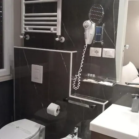 Centro Luxury Ii Deluxe Quarto em Acomodações Particulares *