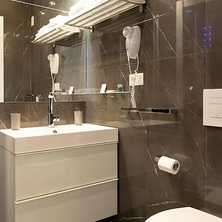 Centro Luxury Ii Deluxe * Pescara