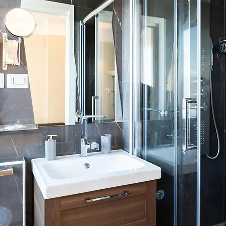 Centro Luxury Ii Deluxe Проживание в семье *
