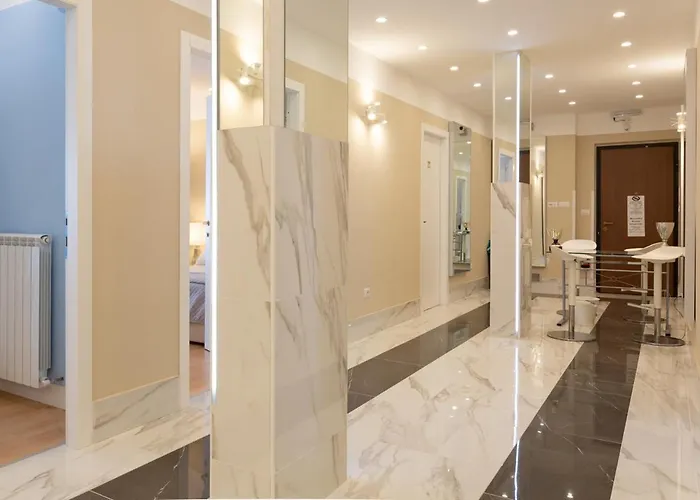 Centro Luxury Ii Deluxe